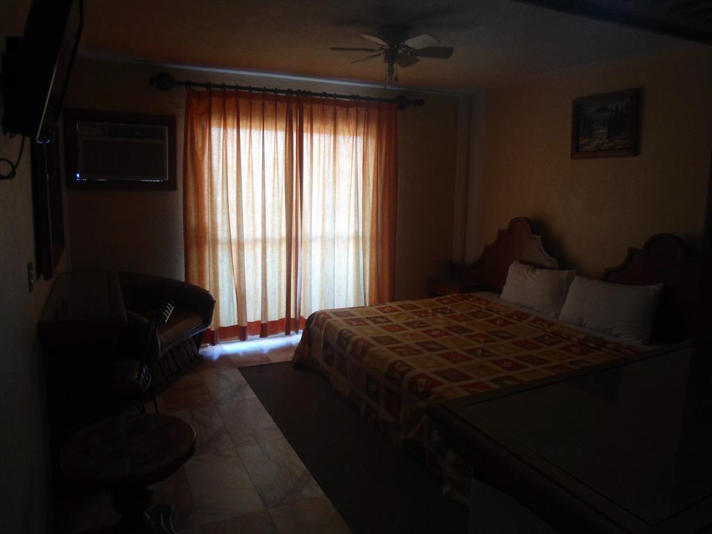 Hotel Villa Cahita Los Mochis Room photo