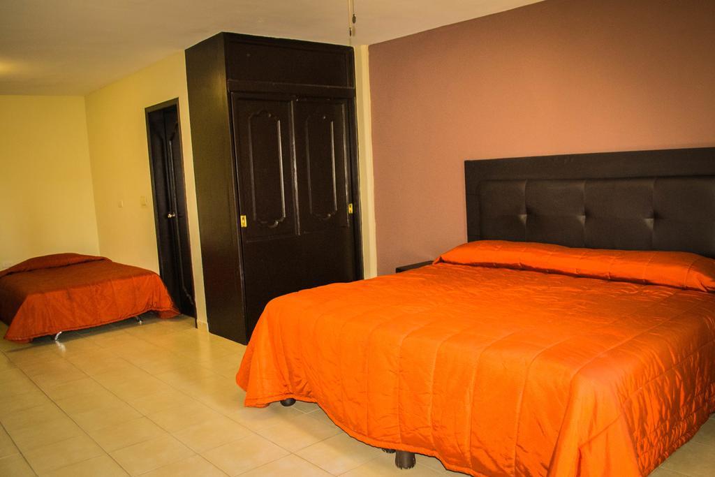 Hotel Villa Cahita Los Mochis Exterior photo